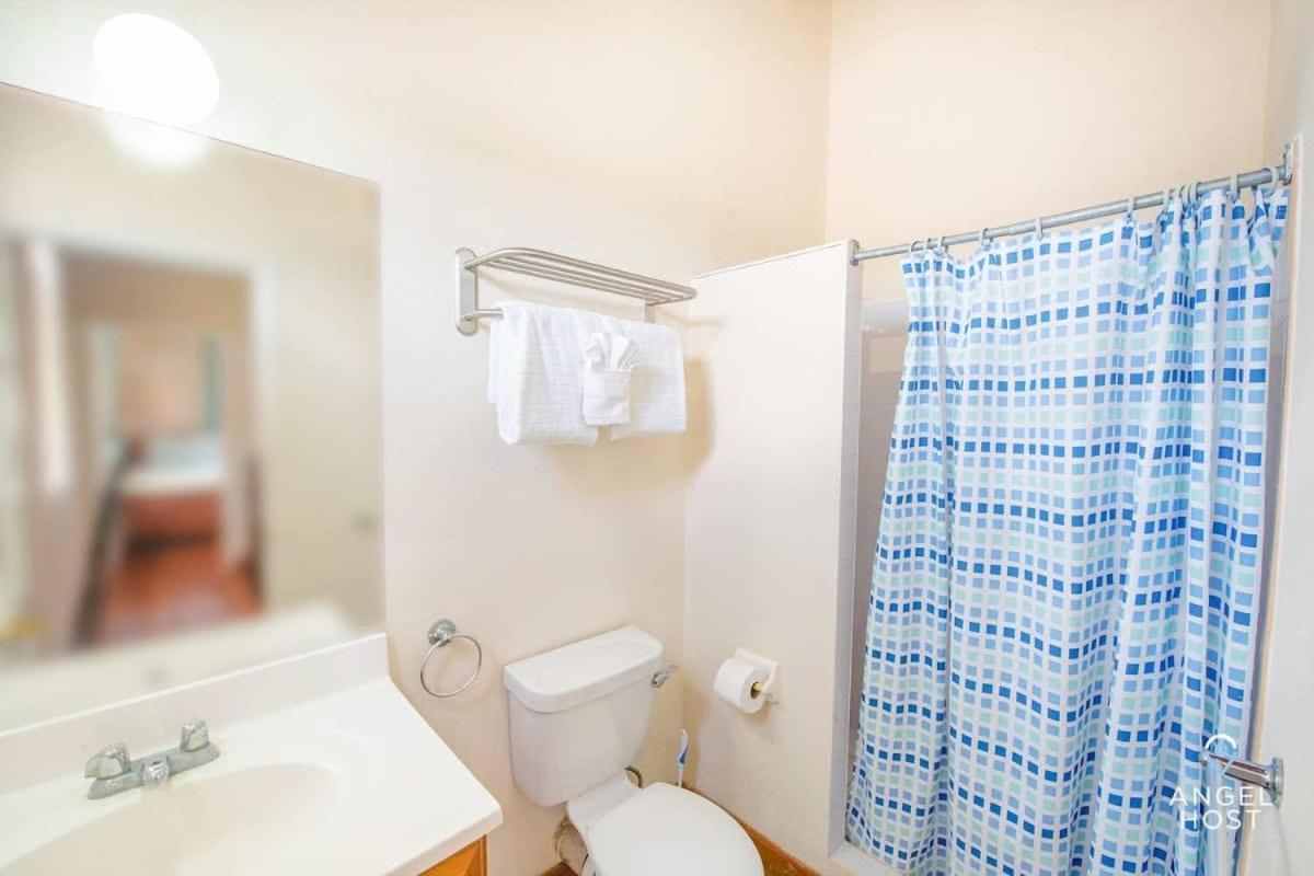 2-Story Townhome With Private Pool, Ideal For Group! Christchurch Exterior foto
